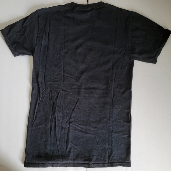 Fruit of the Loom Wolf Graphic Front Mens Black Short Sleeve T-shirt - Picture 2 of 7